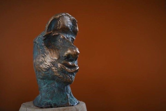 Bronzeskulptur af Susanne Ahrenkiel. Kunstudstilling. Art. Påskeudstilling 2022 Kunstforeningen Limfjorden